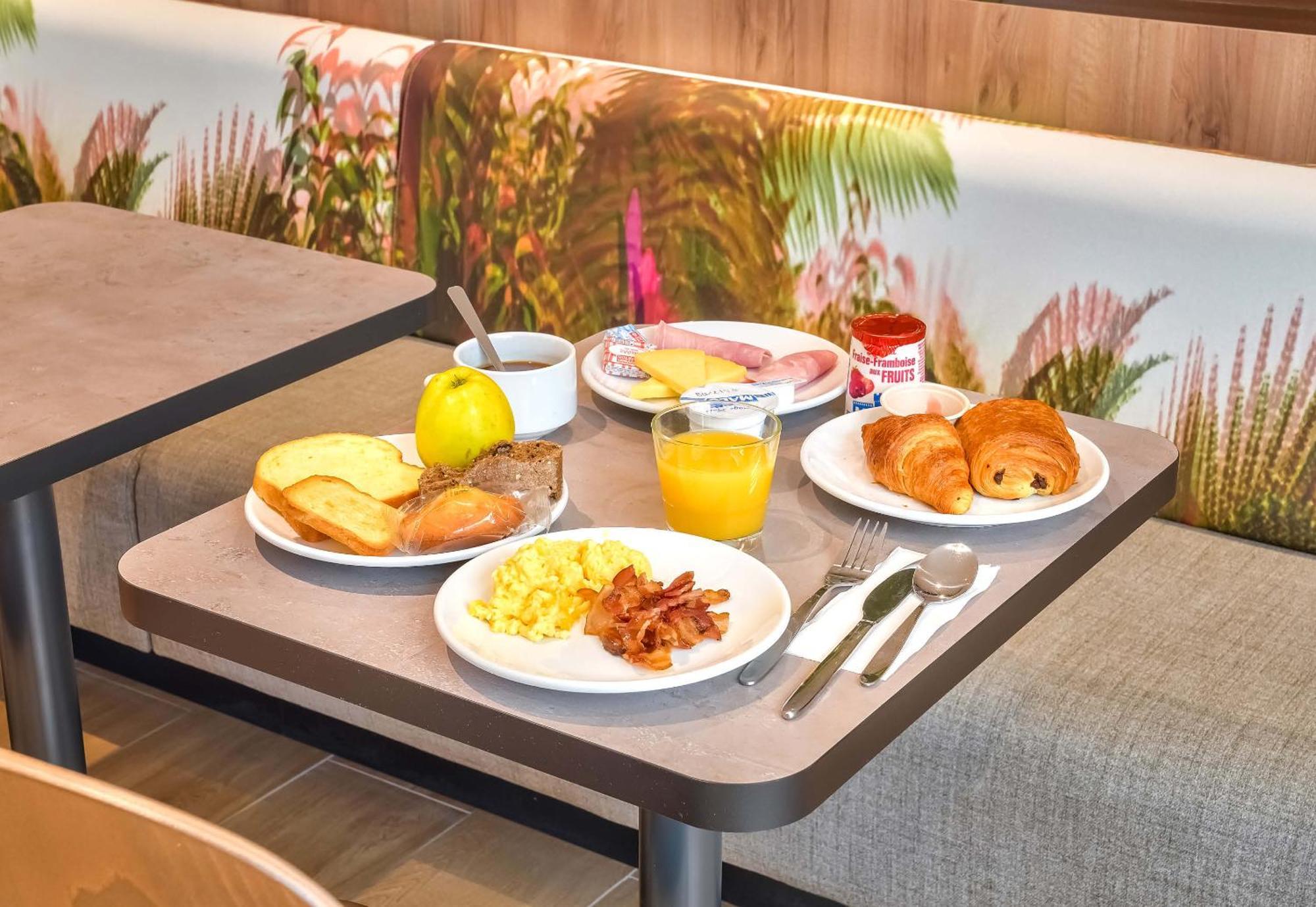 B&B Hotel Paris Porte D'Orleans มงต์รูช ภายนอก รูปภาพ