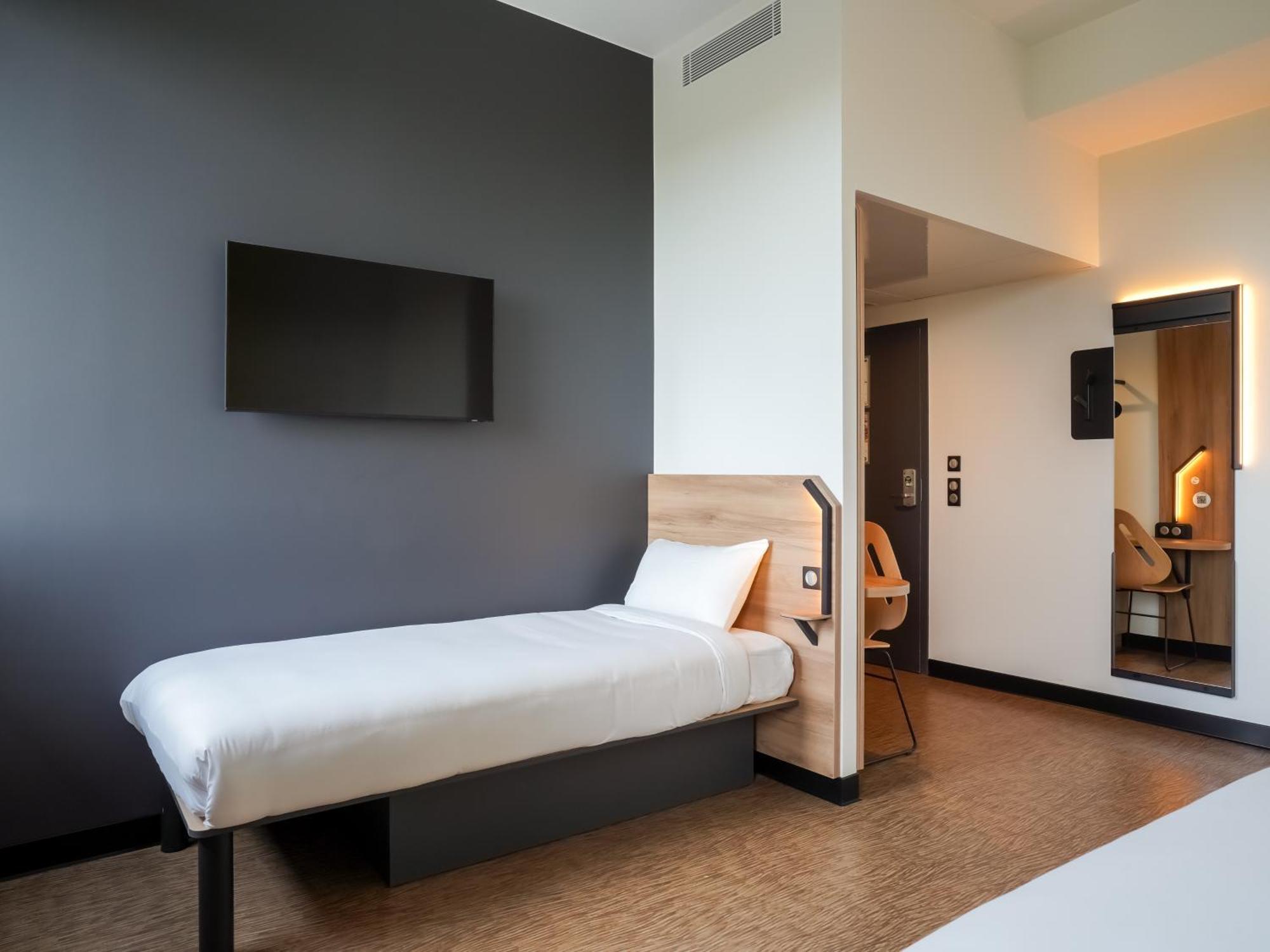 B&B Hotel Paris Porte D'Orleans มงต์รูช ภายนอก รูปภาพ